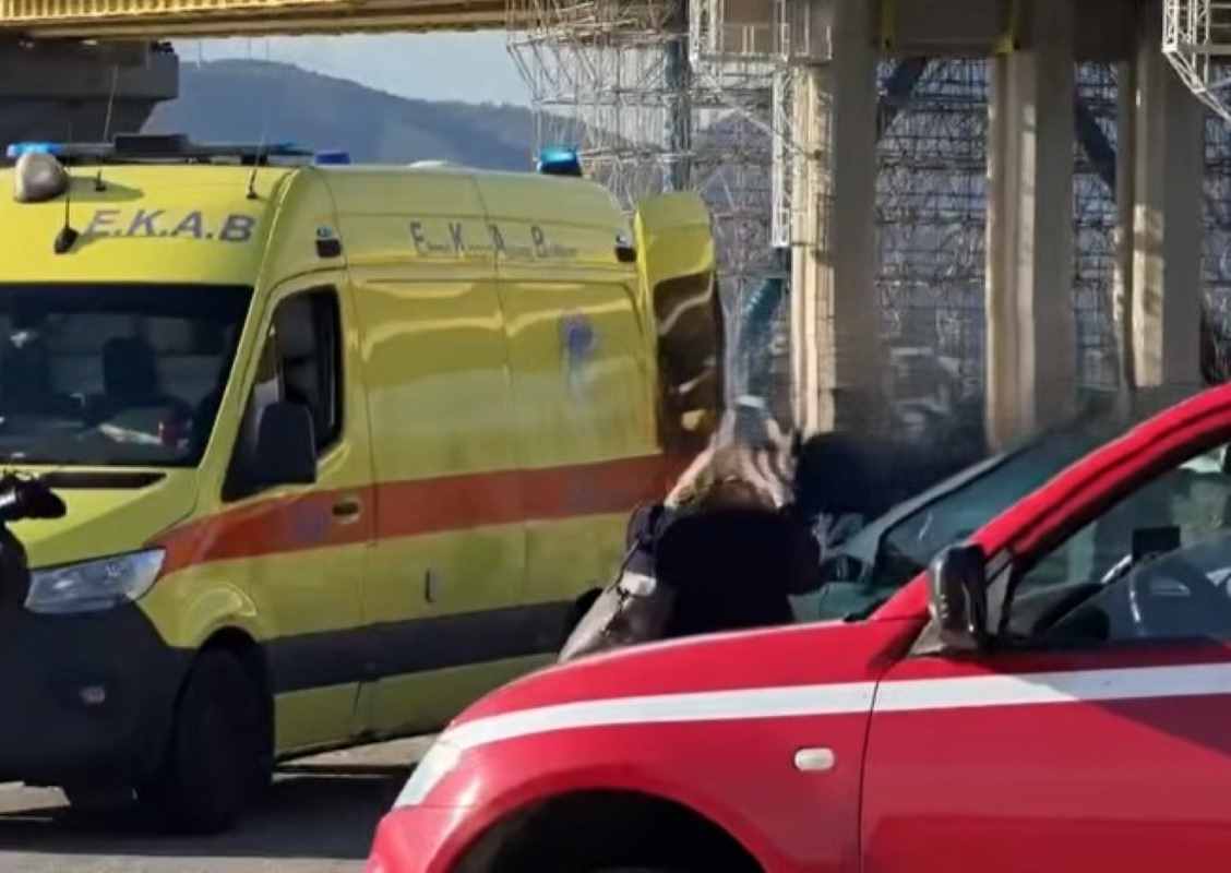 Πάτρα, Ρίο, τραγωδία Ρίο, πτώση αυτοκινήτου, νεκρός οδηγός, λιμενικό Πάτρα, δυτική προβλήτα, αυτοκίνητο στη θάλασσα, αυτοχειρία, δύτες, Patra, Patras, Rio, Rio tragedy, car plunge sea, dead driver, coast guard Patras, car in sea, suicide investigation, divers, Patra tragodia, Rio tragodia, ptwsh autokinhtou, nekros odhgos, limeniko Patra, autokinhto sth thalassa, dytes,