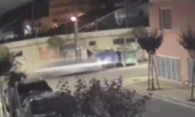 τροχαίο Πάτρα, Προσφυγικά, οδός Προύσσης, Ελλησπόντου, εγκατάλειψη τροχαίου, κάμερα ασφαλείας, ατύχημα Πάτρα, Τροχαία, τροχαίο ατύχημα, τρελή πορεία, υλικές ζημιές, car crash Patras, Prosfygika, Patra troxaio, accident Patras, hit and run Greece, security camera footage, Proussis street, Ellispointou, Patras news, troxaio Patra, Prosfygika Patras, Ellispontou, Prousis, car accident Patras, CCTV accident Greece, video accident, news Patra, community news, police investigation,