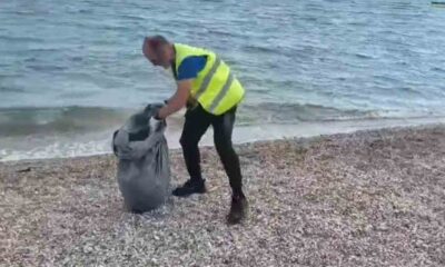 Πλαζ, σκουπίδια, καθαριότητα, Δήμος, Άγγελος Κωνσταντίνου, δημοσιογράφος, βίντεο, λουόμενοι, απορρίμματα, ρύπανση, ακτή, περιβάλλον, Plaz, skoupidia, kathariotita, Dimos, Aggelos Konstantinou, dimosiografos, binteo, video, louomenoi, aporrimata, ripansi, akti, perivallon, beach, garbage, trash, cleanliness, municipality, journalist, beach pollution, environmental awareness,