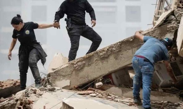 σεισμός, Βενεζουέλα, Καράκας, Λα Γουάιρα, νεκροί, τραυματίες, συντρίμμια, Κάρλος Αλβαράδο, αεροδρόμιο Σιμόν Μπολίβαρ, Κάτια λα Μαρ, φυσική καταστροφή, διασώστες, earthquake, Venezuela, Caracas, La Guaira, casualties, victims, Carlos Alvarado, Simon Bolivar airport, Catia La Mar, earthquake Venezuela 2026, seismos, venezuela, caracas, la guaira, nekroi, traymaties, syntrimmia, aerodromio simon bolivar, katia la mar,