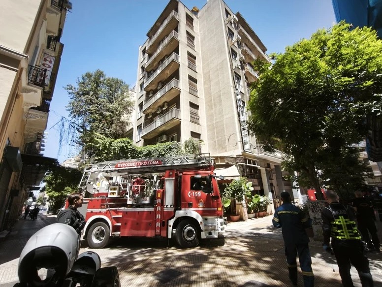 φωτιά Ομόνοια, ξενοδοχείο Ομόνοια, πυρκαγιά Αθήνα, οδός Δώρου, τραυματίες φωτιά, ηλεκτρικό πατίνι έκρηξη, πολυεγκαυματίας, νοσοκομείο Ερυθρός Σταυρός, Θριάσιο νοσοκομείο, Ανακριτικό Πυροσβεστικής, fire Omonoia, hotel fire Athens, Dorou street, hotel explosion, electric scooter fire, injured fire Athens, fotia omonoia, ksenodoxeio omonoia, pyrkayia athina, odos dorou, ilektriko patini ekrixi,