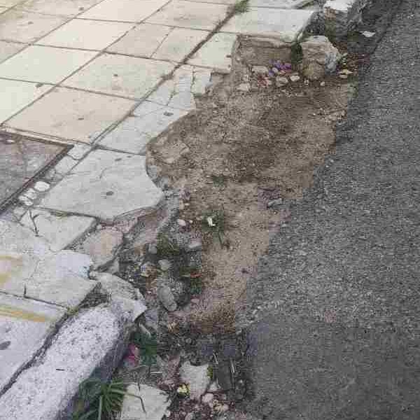 Δήμος Πατρέων, Πάτρα, Ασημάκη Φωτήλα, Ψηλά Αλώνια, πεζοδρόμιο παγίδα, επικίνδυνα πεζοδρόμια, ατύχημα Πάτρα, καταγγελία Πάτρα, κακοτεχνίες Πάτρα, ασφάλεια πεζών, ηλικιωμένοι ατύχημα, τοπικά νέα Πάτρα, Patras, Dimos Patreon, Asimaki Fotila, Psila Alonia, pezodromio, atixima Patra, kataggelia Patra, Patras news, sidewalk accident Greece, pedestrian safety Patras, dangerous sidewalks Patras,
