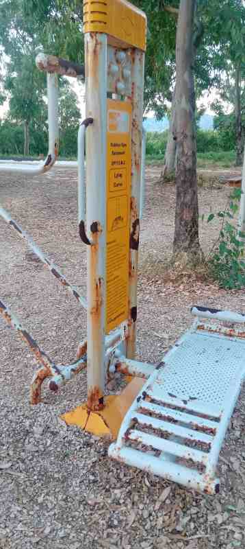 Πλαζ ΕΟΤ Πάτρας, όργανα γυμναστικής Πάτρα, υπαίθρια όργανα γυμναστικής, εγκατάλειψη Πλαζ Πάτρα, σκουριά όργανα Πάτρα, συντήρηση δήμος Πατρέων, επικίνδυνα όργανα γυμναστικής, αθλότοπος Πάτρα, προβλήματα Πάτρα, Plaz EOT Patras, organa gymnastikis Patra, outdoor gym Patras, Gym Park Patra, public spaces Patras, maintenance Patras municipality, rusty gym equipment, beach Patras problems,