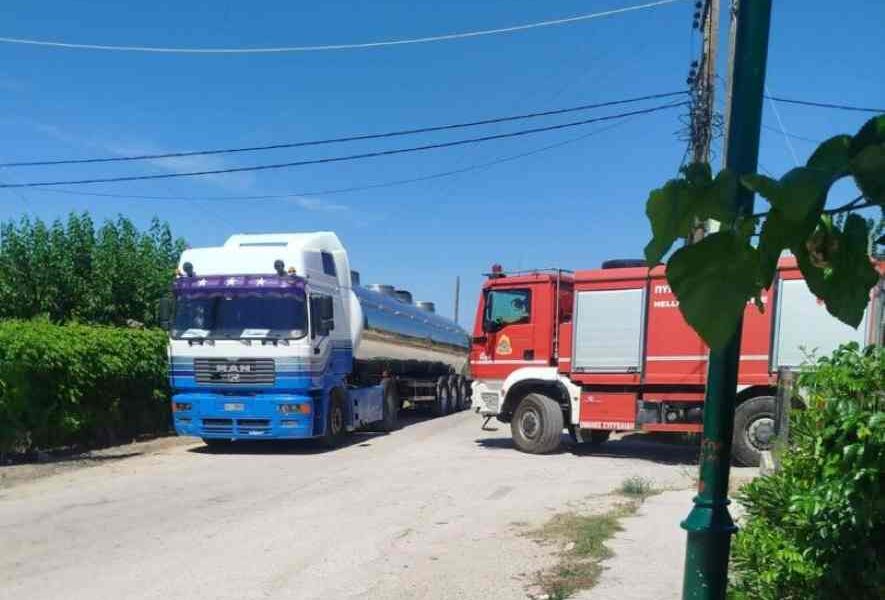 πυροσβέστης, εγκαύματα, Σαγέικα, Δυτική Αχαΐα, φωτιά, πυρκαγιά, νοσοκομείο, Φωκίων Ζαΐμης, τραυματισμός πυροσβέστη, κατάσβεση, pirosvestis, egkaymata, Sageika, Dytiki Achaia, fotia, pyrkagia, nosokomeio, Fokion Zaimis, traymatismos pirosvesti, katasvesi, firefighter, burns, Western Achaea, fire, wildfire, hospital, firefighter injured, firefighting,