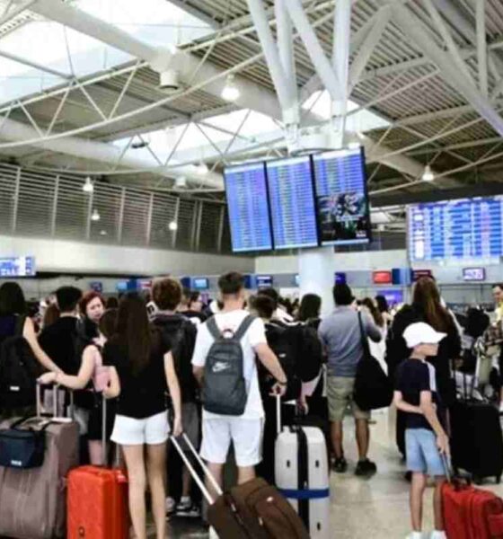 Υπηρεσία Πολιτικής Αεροπορίας, ΥΠΑ, αεροδρόμιο Ελευθέριος Βενιζέλος, καθυστερήσεις πτήσεων, εναέρια κυκλοφορία, βιομετρικοί έλεγχοι, τουρισμός 2026, EUROCONTROL, ουρές στα αεροδρόμια, ταξιδιωτική κίνηση, Civil Aviation Authority, CAA, Athens International Airport, AIA, flight delays, air traffic management, ATFM, biometric border controls, EU entry exit system, EES, IATA, ACI Europe, tourism Greece, flight traffic record, YPA, Eleftherios Venizelos, kathysteriseis pthsewn, enaeria kyklophoria, viometrikoi elenchoi, ouras sta aerodromia, taxidiotiki kinisi,