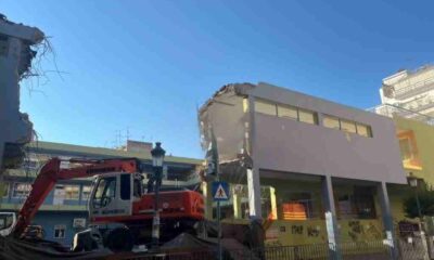 Στρούμπειο, Πάτρα, κατεδάφιση στοάς, Στρούμπειο Πάτρα, Δήμος Πατρέων, Κατερίνα Σίμου, σχολείο Πάτρα, ιστορικό σχολείο, Stroumpeio, Patras, demolition, Stroumpeio Patras, Stroubeio, katedafisi stoas, Patra, Dimos Patreon, Katerina Simou, sxoleio Patra, school demolition Patras,