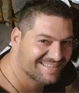 Ο 49χρονος εξωτερικός φρουρός Νίκος Αδαμόπουλος που έφυγε αιφνίδια από τη ζωή στις Φυλακές Αγίου Στεφάνου Πάτρας 49-year-old prison guard Nikos Adamopoulos who passed away at Agios Stefanos Prison in Patras