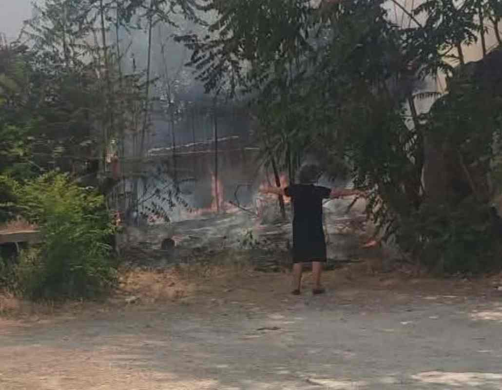 φωτιά Πάτρα, Πυροσβεστική Πάτρα, πυρκαγιά Γερμανού Ηλείας, φωτιά Γεωργίου Ρούφου, εγκαταλελειμμένο σπίτι φωτιά, εκτάκτως Πάτρα, Patras fire, Patras wildfire, Patras fire department, Patras news, fotia Patra, pyrkagia Patra, Pyrosvestiki Patra, Germanou Ileias, Georgiou Roufou,