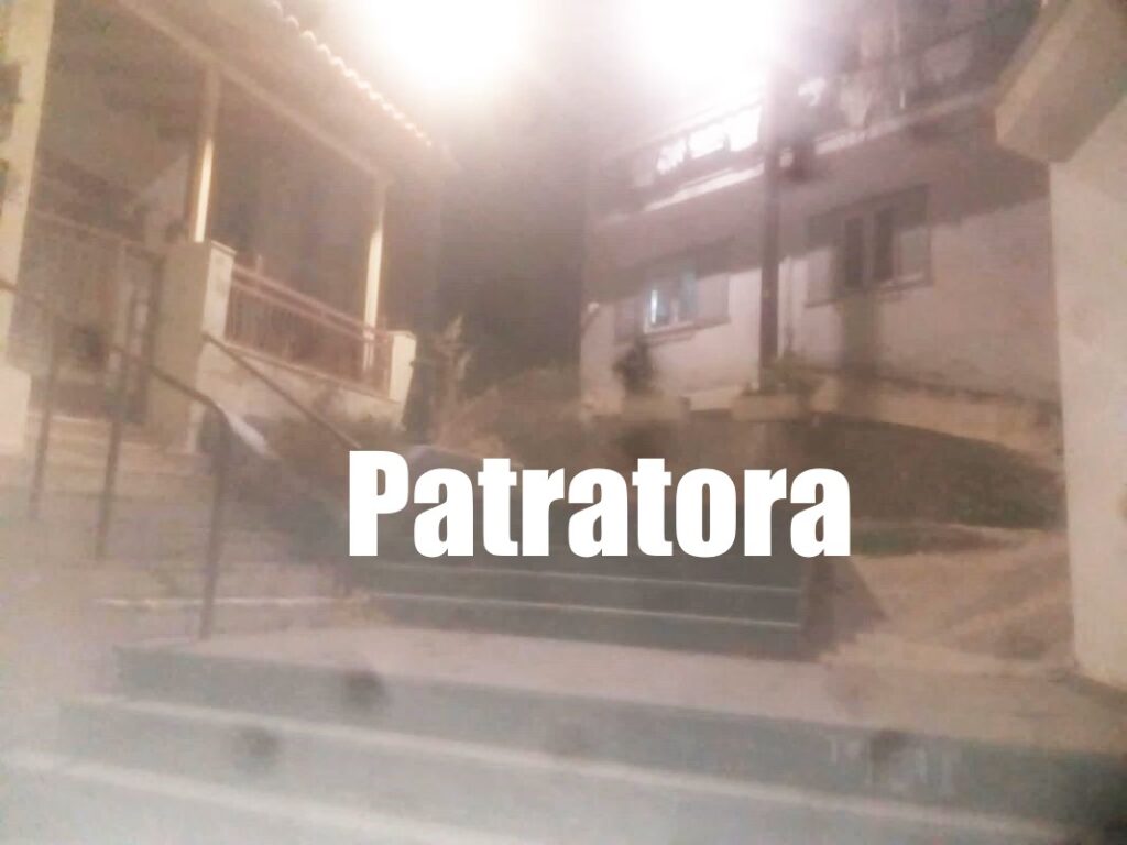 Πάτρα, Πουκεβίλ, φωτιά, Πυροσβεστική, καθαρισμένο οικόπεδο, πυρκαγιά Πάτρα, Patra, Poukevil, fotia, pirosvestiki, Patras fire, Patras fire department, Patras,