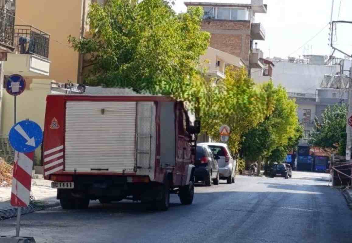 φωτιά Πάτρα, πυρκαγιά Πάτρα, οδός Λόντου, Πέντε Δρόμοι, Πυροσβεστική Πάτρα, φωτιά σε σπίτι, φωτιά κουζίνα, έκτακτη ειδηση Πάτρα, συμβάν Πάτρα, Patra fire, Patras fire, Londou street fire, Pente Dromoi Patra, Patras fire brigade, Patra house fire, kitchen fire Patra, Patra news, Western Greece fire, fotia Patra, pyrkagia Patra, odos Londou, Pente Dromoi, Pyrosvestiki Patra, fotia se spiti, fotia kouzina, ektakti eidisii Patra, symvan Patra, Patra tora,