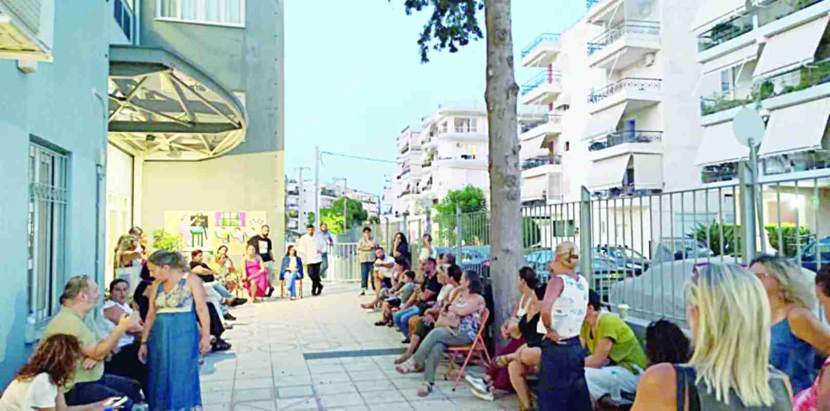 Πάτρα, Πάτρα σχολεία, συμπτύξεις τμημάτων, Ένωση Γονέων Πάτρας, διαμαρτυρία γονέων, εκπαίδευση Πάτρα, Διεύθυνση Εκπαίδευσης Αχαΐας, σχολικά τμήματα, Patra, Patras, Patra schools, merging school classes, Patras parent protests, Patra education, Achaia education department, school class sizes, Patra scholeia, symptyxeis tmimaton, Enosi Goneon Patras, diamartyria goneon, ekpaidefsi Patra, Diefthinsi Ekpaidefsis Achaias, scholika tmimata,
