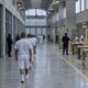 Κρατούμενοι σε φυλακή υψηλής ασφαλείας του Ελ Σαλβαδόρ δίπλα σε εργαστήριο επαγγελματικής κατάρτισης