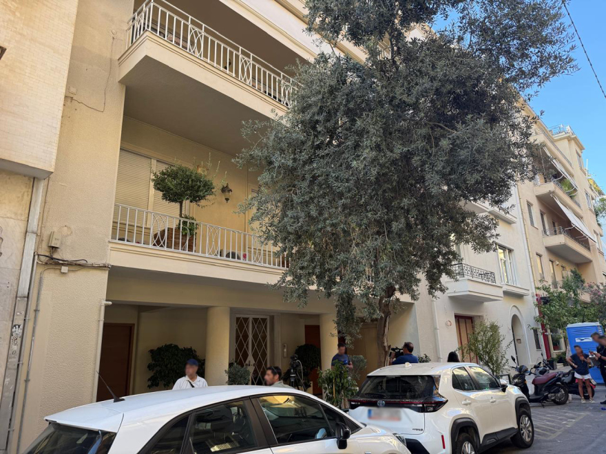 Γιώργος Μαζωνάκης, θάνατος Μαζωνάκη, ιατρείο Κολωνάκι, Stem Cell ιατρείο, ανακοπή καρδιάς, πλασμαφαίρεση, Άδωνις Γεωργιάδης, Ιατρικός Σύλλογος Αθηνών, ιατροδικαστική έρευνα, σαμουράι κατάνα ιατρείο, Giorgos Mazonakis, Mazonakis death, Mazonakis cardiac arrest, Stem Cell clinic Kolonaki, plasmapheresis, Athens Medical Association, forensic investigation, Greek singer death, Mazonakis, Giorgos Mazonakis thanatos, iatreio Kolonaki, anakopi Mazonakis, plasmafairesi, Adonis Georgiadis,