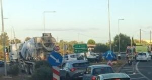 τροχαίο Πάτρα, Περιμετρική Πατρών, κόμβος Οβρυάς, τροχαίο ατύχημα, ΕΚΑΒ Πάτρα, Patra accident, Perimetriki Patron, Ovrya Patras, car accident Patras, Patras traffic accident, troxaio Patra, perimetriki Ovrya, ekab Patra, Patra news,
