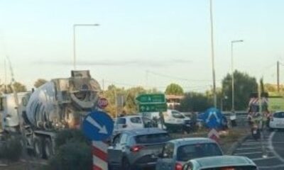 τροχαίο Πάτρα, Περιμετρική Πατρών, κόμβος Οβρυάς, τροχαίο ατύχημα, ΕΚΑΒ Πάτρα, Patra accident, Perimetriki Patron, Ovrya Patras, car accident Patras, Patras traffic accident, troxaio Patra, perimetriki Ovrya, ekab Patra, Patra news,