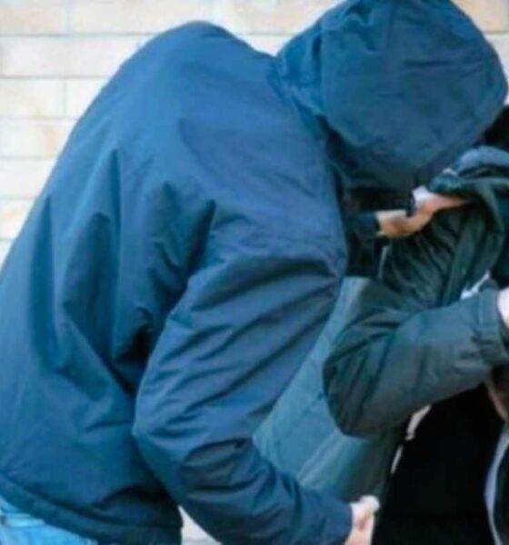 Βριλήσσια, ξυλοδαρμός ανηλίκων, 14χρονος, βία ανηλίκων, νοσοκομείο, σύλληψη, αστυνομία, μαθητής, επεισόδιο βίας, Vrilissia, juvenile violence, assault, 14 year old, hospital, arrest, police, student, teen violence, Vrilissia xylodarmos, via anilikon, 14chronos, nosokomeio, syllipsi, astynomia, mathitis, episodio vias,