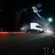 Το νέο Tesla Roadster στον αέρα κατά την επίδειξη με προωθητήρες τεχνολογίας SpaceX στο Τέξας