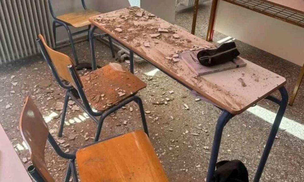 Πάτρα, 6ο Λύκειο Πάτρας, πτώση οροφής, κατάρρευση σοβάδων, ασφάλεια σχολείων, σχολικό συγκρότημα Πυροσβεστείου, Δήμος Πατρέων, 11ο Λύκειο Πάτρας, Patra, Patras, 6th High School Patras, roof collapse, school safety, ceiling collapse, Patra 6o lykeio, ptosi orofis Patra, patras school ceiling collapse,