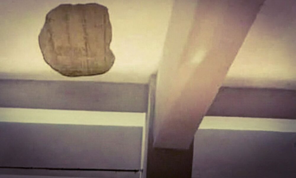 Δήμος Πατρέων, πτώση σοβάδων, 6ο Γενικό Λύκειο Πατρών, 11ο Λύκειο Πατρών, Αντιδημαρχία Παιδείας, σχολικά κτίρια Πάτρα, έλεγχος σχολείων, ασφάλεια μαθητών, Patras municipality, school ceiling collapse, 6th High School Patras, 11th High School Patras, school building inspection, Dimos Patreon, ptosi sovadon, 6o Lykeio Patron, 11o Lykeio Patron, scholeia Patra,