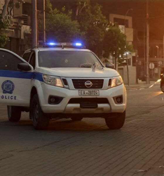 σύλληψη, απάτη, εγκληματική οργάνωση, ψεύτικοι υπάλληλοι ρεύματος, κλοπή κοσμημάτων, Φυλή, Αττική, ΕΛΑΣ, αστυνομία, 49000 ευρώ, απάτη με ηλεκτρικό ρεύμα, διακεκριμένες κλοπές, arrest, fraud, criminal organization, electricity scam, fake utility workers, theft, Police, Attica, Fyli, syllipsi, apati, egklimatiki organosi, pseftikoi ypalliloi revmatos, klopi kosmimaton, ELAS, astynomia,